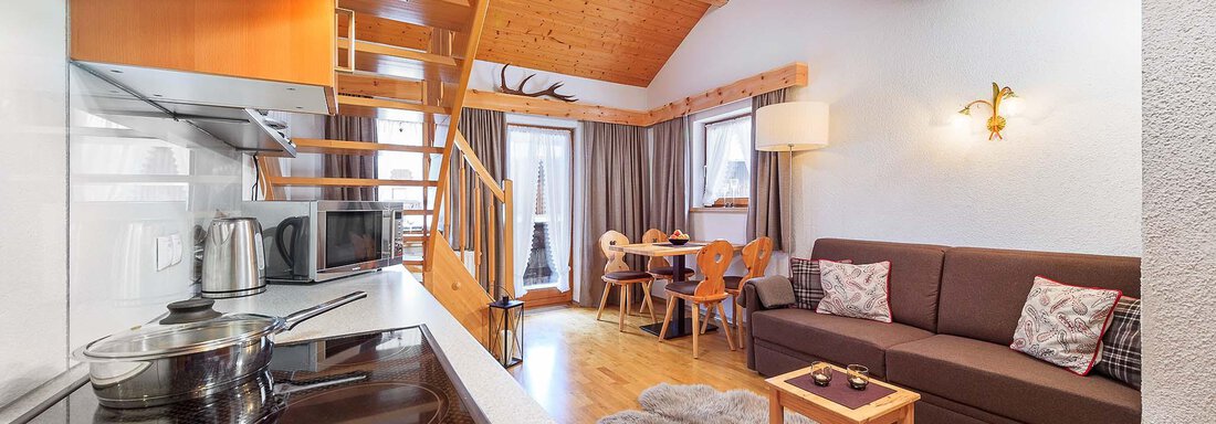 Zirbelnest Wohnküche Zirbelnest Wohnküche - Ferienhaus Knor - Niederthai