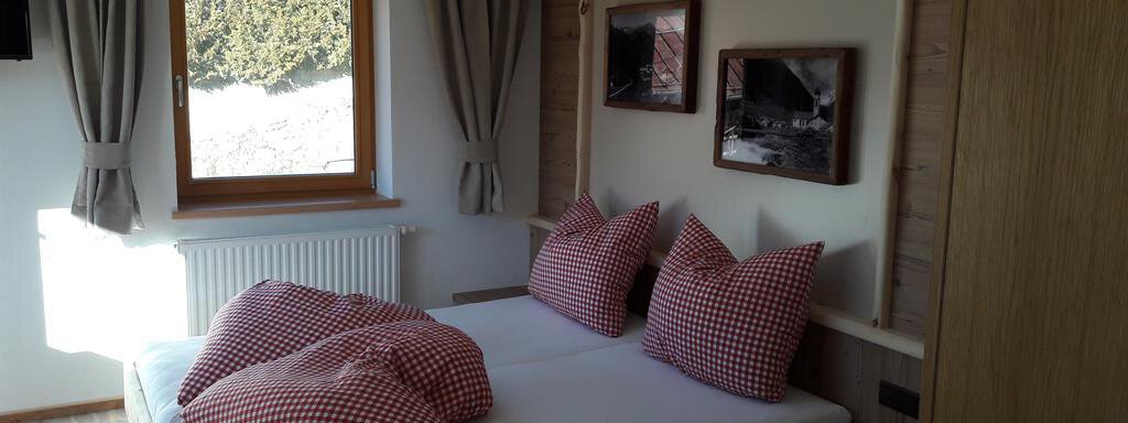 Doopelzimmer_1 Doopelzimmer_1 - Gasthof Leiter´s Hoamatl - Niederthai