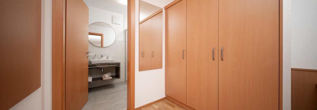 Eingang Badezimmer - Appartement "Alpenflair" - Gruebe Hof - Niederthai