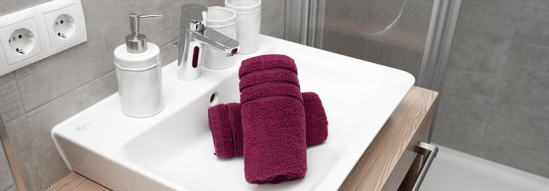 Badezimmer - Appartement "Sonnwend" - Gruebe Hof - Niederthai