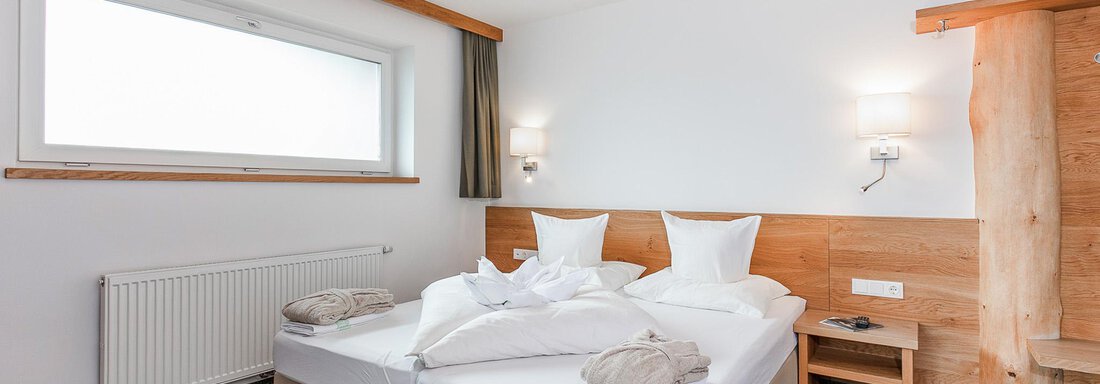 JS Steinbock 4 - Hotel Falknerhof, am Ursprung - Niederthai