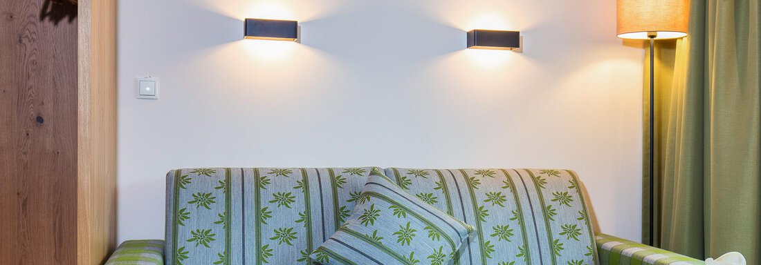 Suite Gamswild 8 - Hotel Falknerhof, am Ursprung - Niederthai