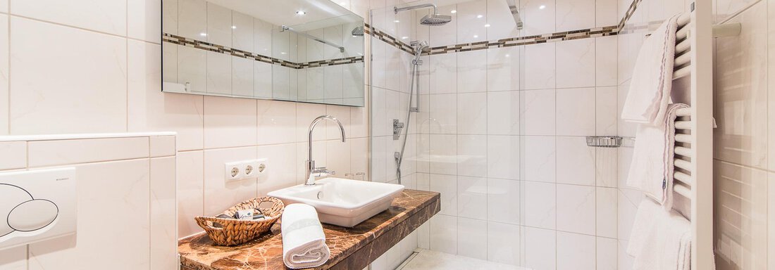 Suite Gamswild 10 - Hotel Falknerhof, am Ursprung - Niederthai