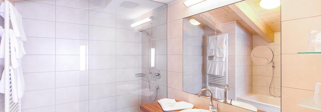 FS Adlerhorst 5 (1) - Hotel Falknerhof, am Ursprung - Niederthai