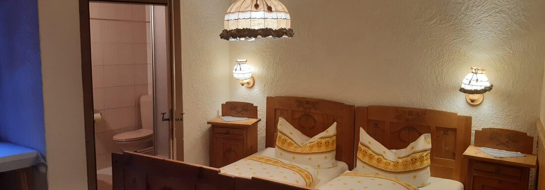 Doppelzimmer mit angrenzendem WC - Tirolerhof - Niederthai