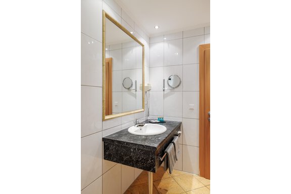 Bathroom - Hotel Alpenaussicht - Obergurgl 