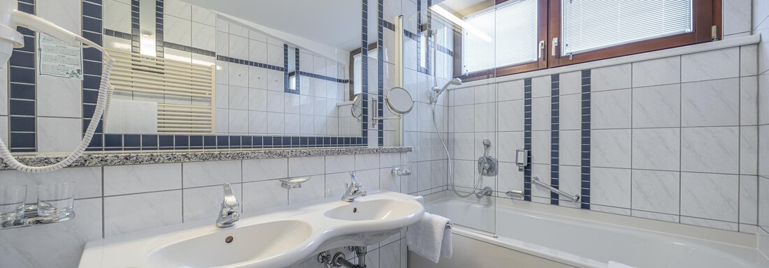 web-olympia-zimmer-komfortzimmer_ohne_schiebetuere - Hotel Olympia - Obergurgl 