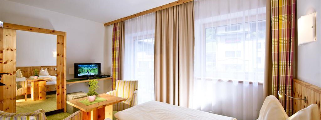 Doppelzimmer Zirbenwald Doppelzimmer Zirbenwald - Hotel Mathiesn - Obergurgl