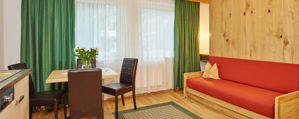 Wohnraum | © Apart Landhaus Gstrein Wohnraum - Apart Landhaus Gstrein - Oetz