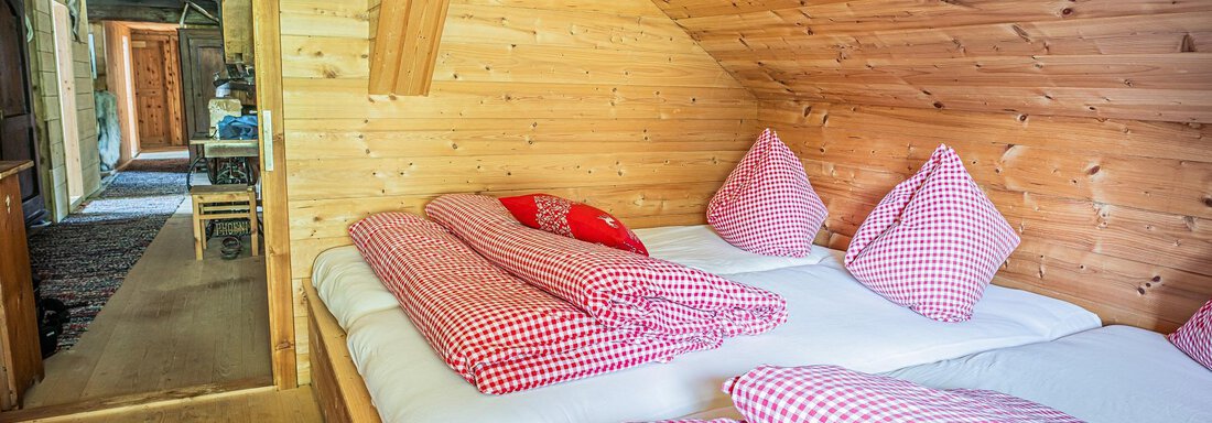 Familienzimmer - Bettenlager - Armelen Hütte - Oetz