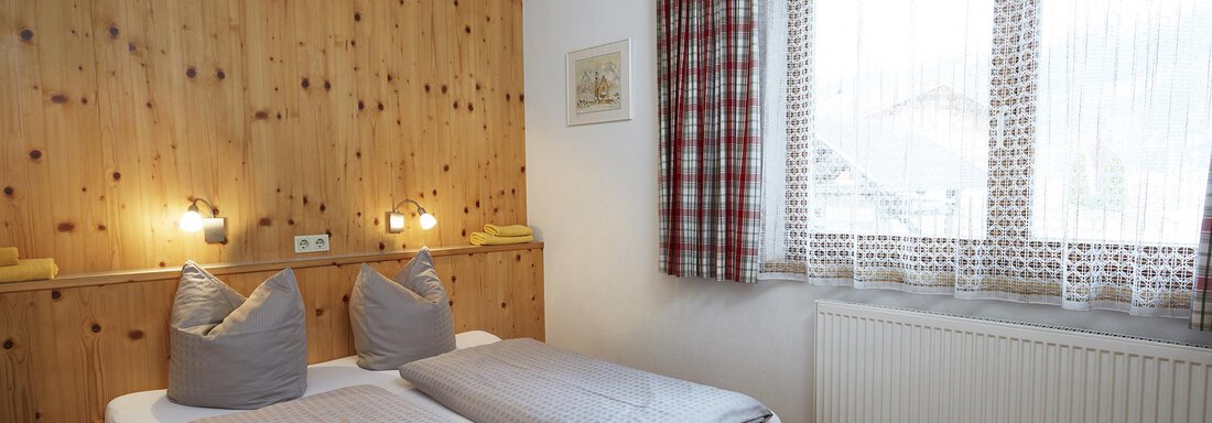 Doppelzimmer - Chalet Pienz - NEU - Oetz