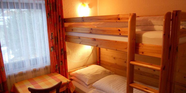 Kinderzimmer mit Stockbett - Ferienhaus Ebene - Oetz