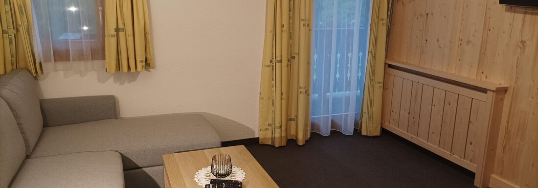Wohnzimmer - Gästehaus Braunegger - Oetz