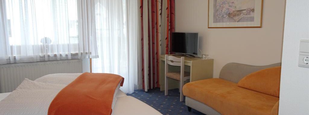 Doppelzimmer Edelweiss Doppelzimmer Edelweiss - Gästehaus Martin - Oetz