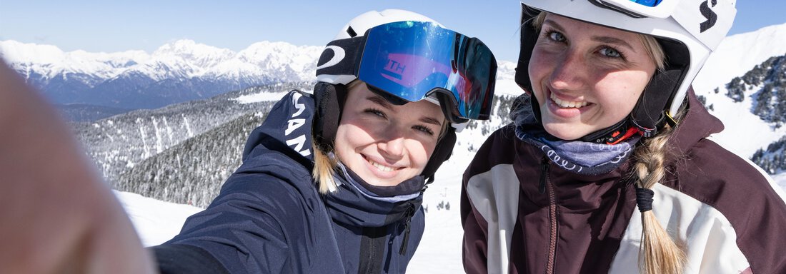 hochoetz_Alpinski-Print-by-BAUSE-060 - glückseligs Ferienwohnungen - Oetz