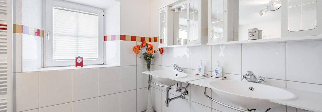 Großes Badezimmer - Haus Alpenblick - Oetz