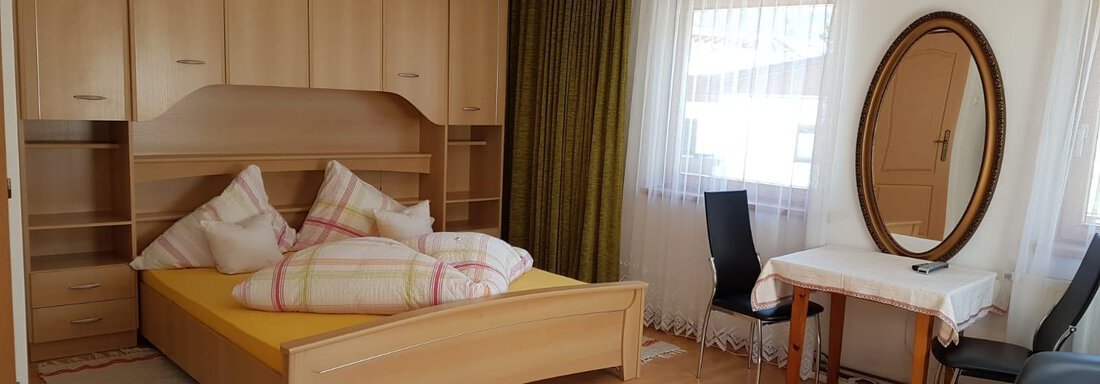 Doppelzimmer für 2 bis 3 Personen Doppelzimmer für 2 bis 3 Personen - Haus Fiegl - Oetz