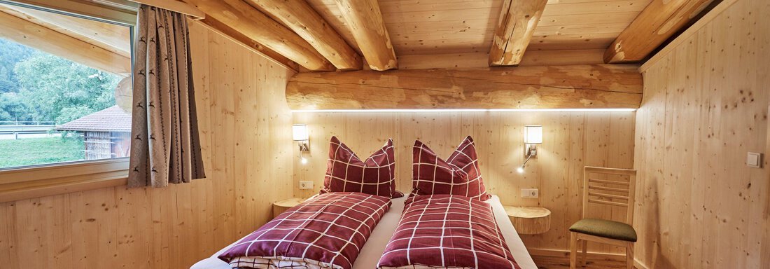 Dreibettzimmer + Bad (Nord oben) - Haus im Giessen - Oetz