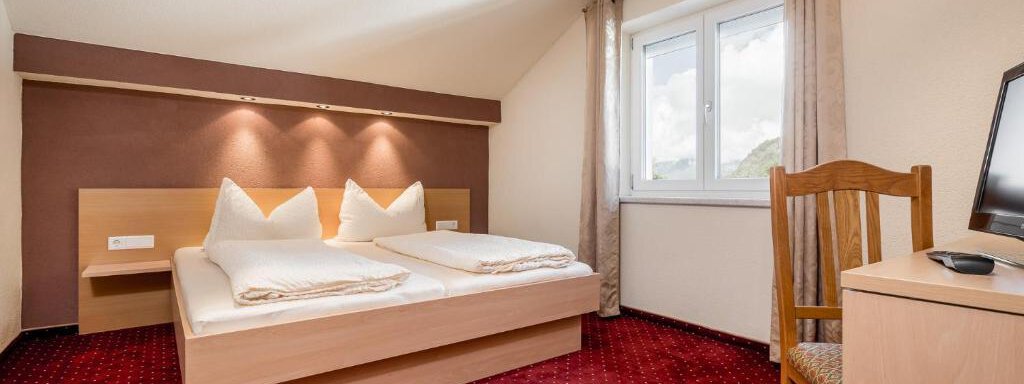 Haus Isabella Apartments-Schlafzimmer-2-1 - Oetz
