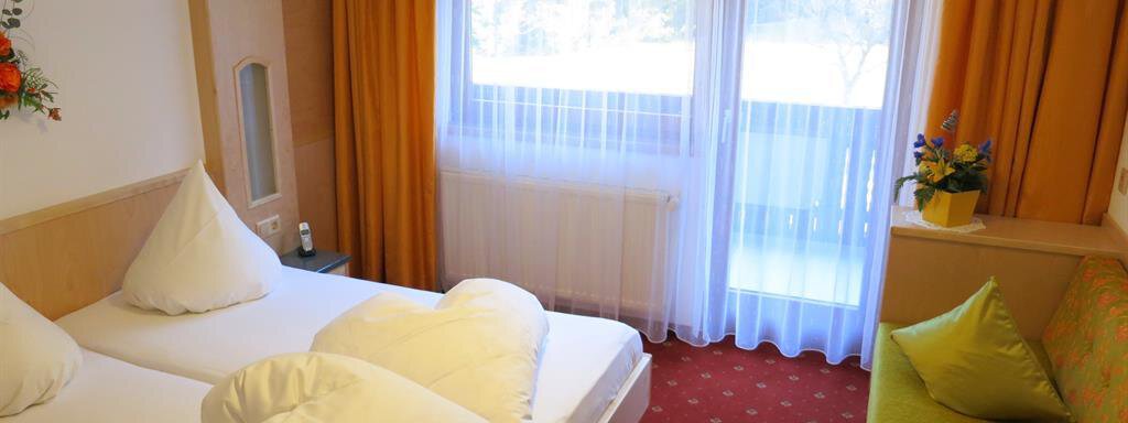 Doppelzimmer_Oetz_Ötztal - Haus Marita - Oetz