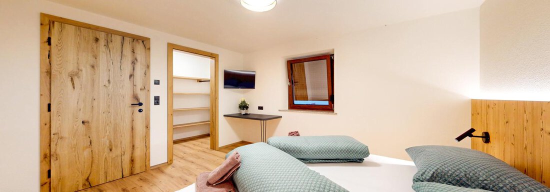 Schlafzimmer Doppelbett Apartment Weiblick - Haus Matteo - Oetz