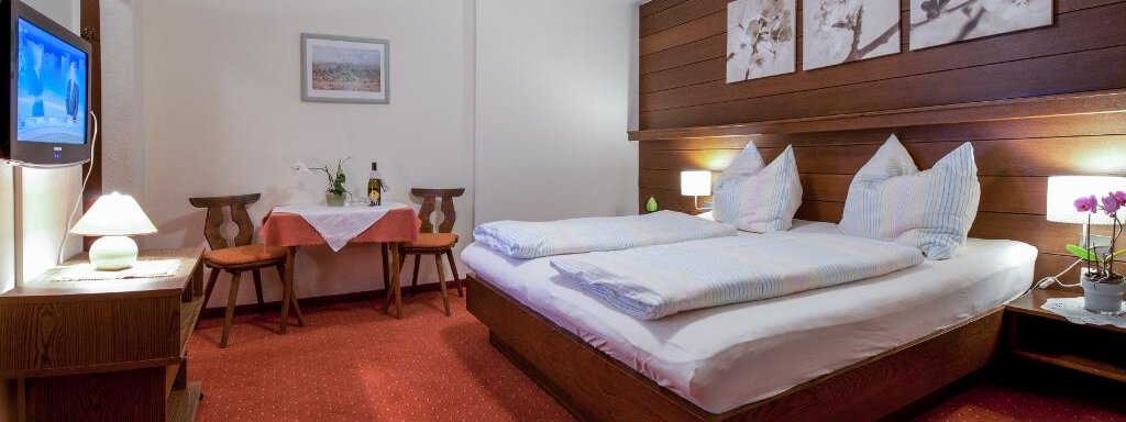 Doppelzimmer Doppelzimmer - Haus Sonnbichl - Oetz