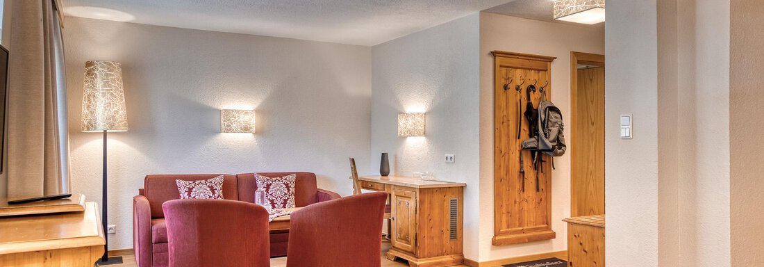 20250404 #401 Alpinsuite Landhaus 1 - Hotel Habicher Hof - Oetz