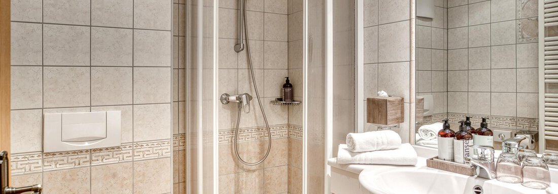 20250404 #206 DZ Landhaus 4 - Hotel Habicher Hof - Oetz