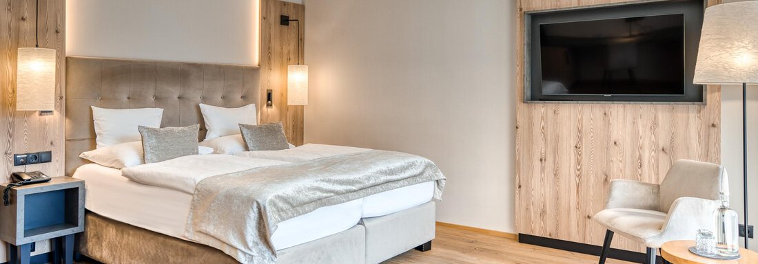 20250404 #314 Alpinsuite 2 Pax 2 - Hotel Habicher Hof - Oetz