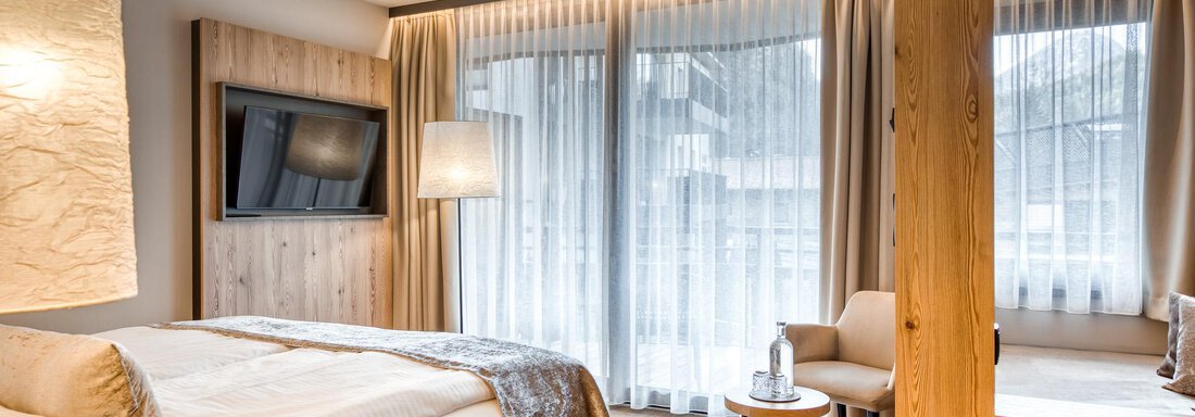 20250404 #316 Alpinsuite 3 Pax 1 - Hotel Habicher Hof - Oetz