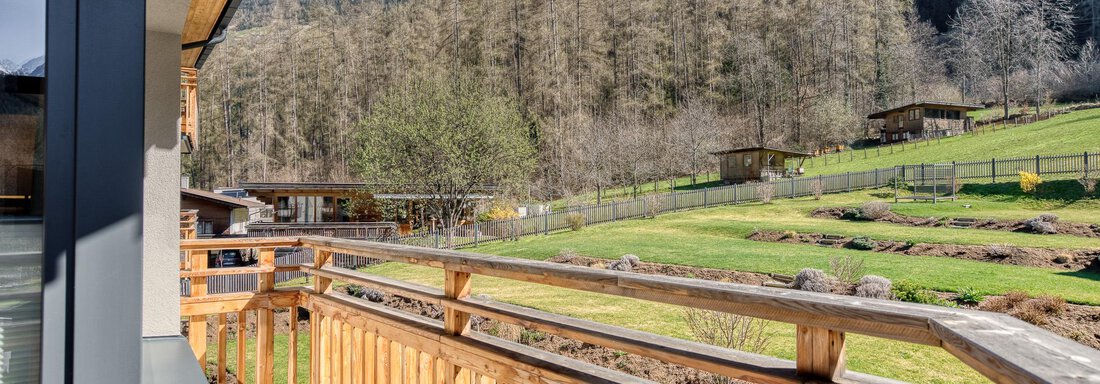 20250404 #409 Panoramasuite 3 Pax 9 - Hotel Habicher Hof - Oetz