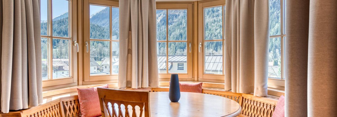 20250404 #204 Turmsuite Landhaus 4 - Hotel Habicher Hof - Oetz