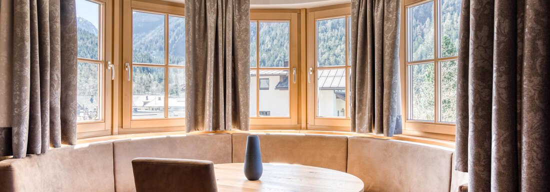 20250404 #104 Turmsuite Deluxe 4 - Hotel Habicher Hof - Oetz