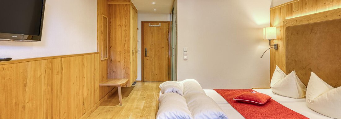 Doppelzimmer Ötztal Wohnraum - Posthotel Kassl - Oetz