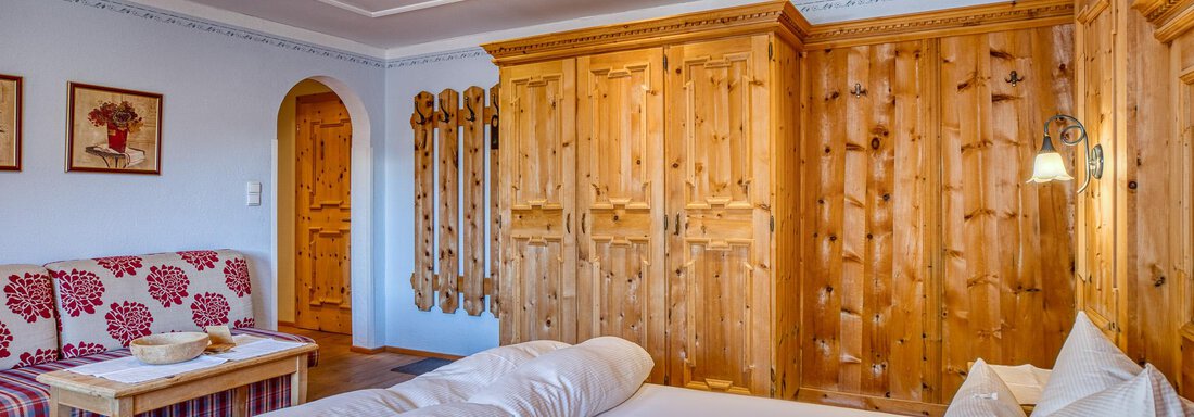 Zirbenzimmer Piburgersee 7 - Posthotel Kassl - Oetz