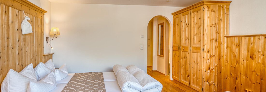 Zirbenzimmer Panorama I 13 - Posthotel Kassl - Oetz