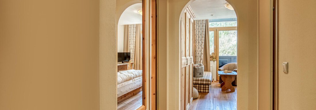 Zirbenzimmer Panorama I 16 - Posthotel Kassl - Oetz
