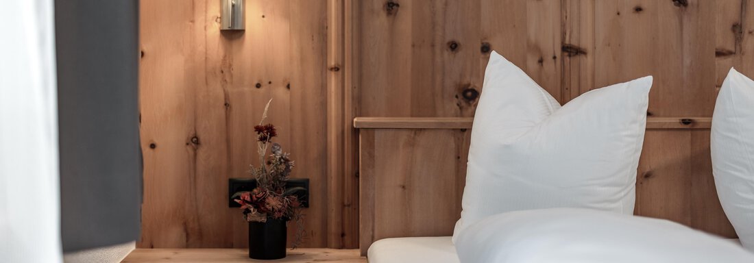 Pirchhof_MyAlps_Sautens_byRudiWyhlidal--1987 - Chalet Pirchhof by MYALPS - Sautens