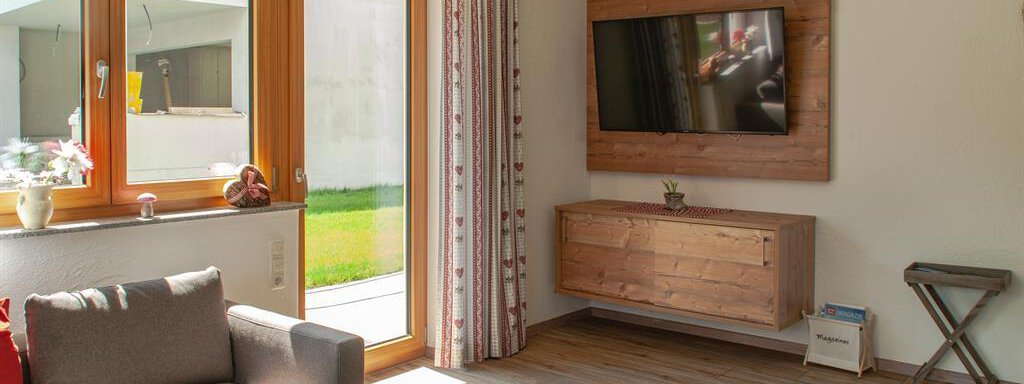 Wohnraum mit Sat-TV - Ferienhaus Sennerhäusl - Sautens