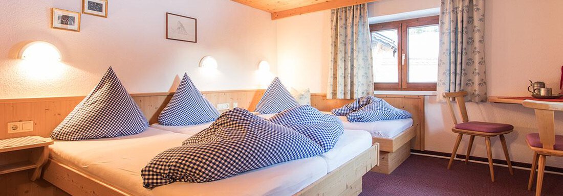 Zimmer Rustikal Zimmer Rustikal - Ferienhof Haderlehn - Sautens