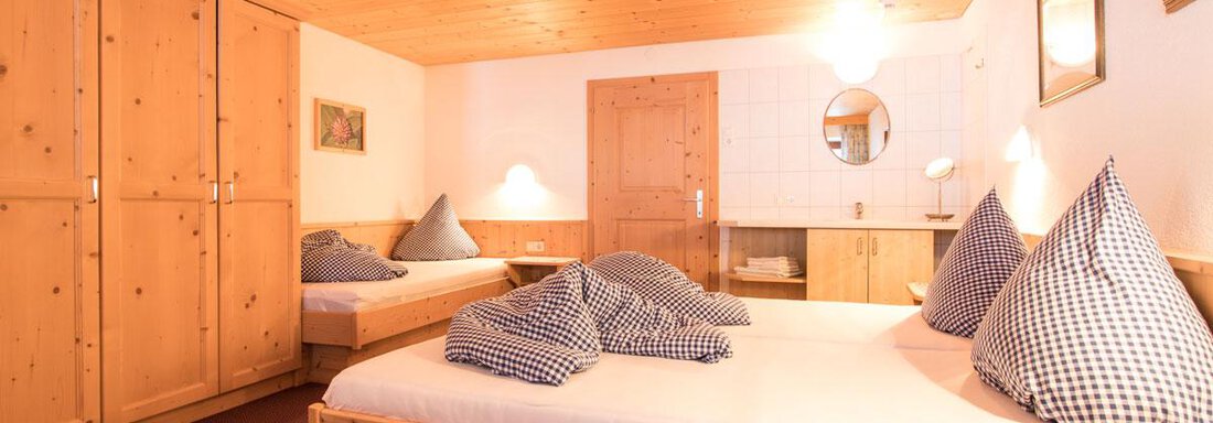 Zimmer Rustikal - Ferienhof Haderlehn - Sautens