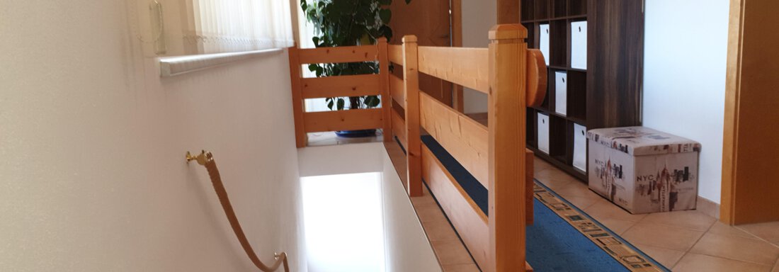 Access to the apartment - Ferienwohnung "Zum Glück" - Sautens
