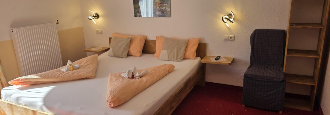 Schlafzimmer - Gästehaus Fernblick - Sautens