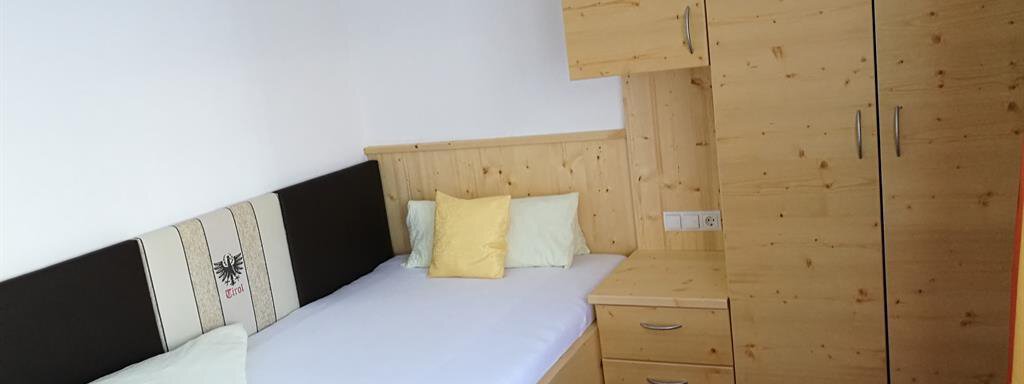Einzelzimmer Einzelzimmer - Gästehaus Wiesenheim - Sautens