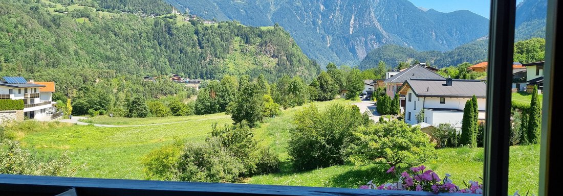 Blick auf den Acherkogel und Oetzerau - Haus Alpenglühn - Sautens