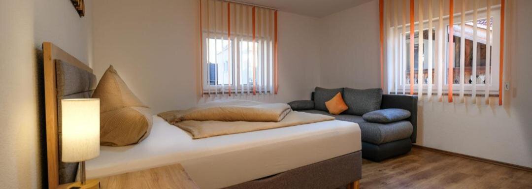 1000111874 - Haus Elena - Sautens