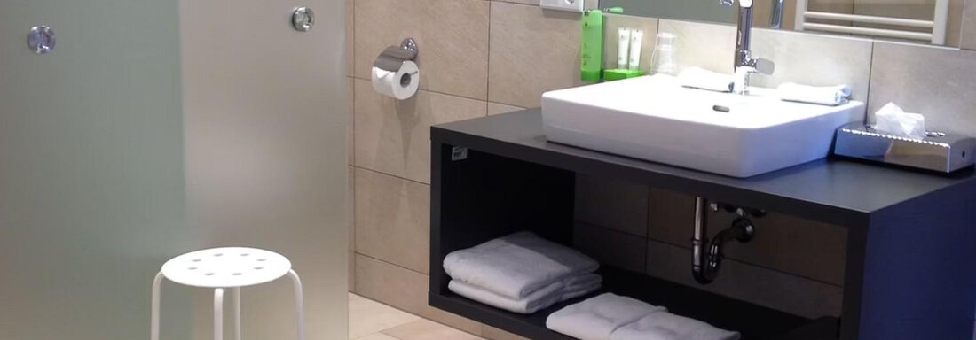 Badezimmer Juniorsuite Rossköpfe - Hotel Ritzlerhof - Sautens