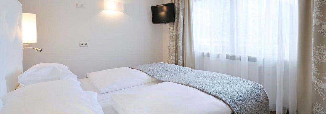 DZ Juiniorsuite Rossköpfe DZ Juiniorsuite Rossköpfe - Hotel Ritzlerhof - Sautens