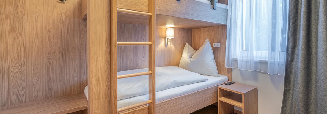 Schlafzimmer mit Stockbett - Apart Sonnenbichl - Sölden