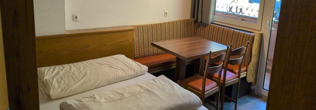 Wohnzimmer mit Wohnlandschaft - Appt. Rosmarie - Sölden